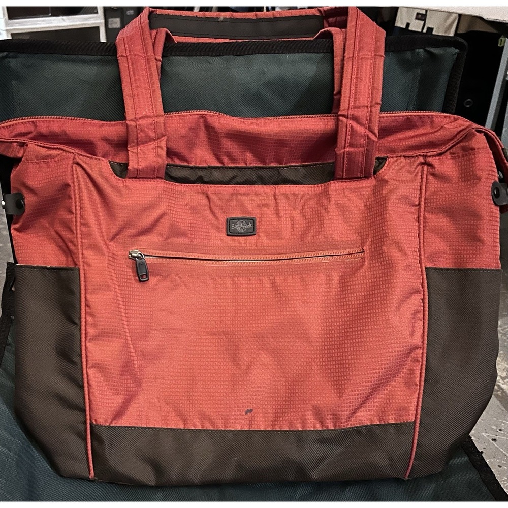 Eagle Creek Tote Bag   Excellent Condition   Used Only A Couple Of Times